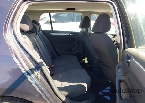 2013 Volkswagen Golf 2.5L 4-Door z USA, uszkodzony, nr VIN WVWDB7AJ4DW119507